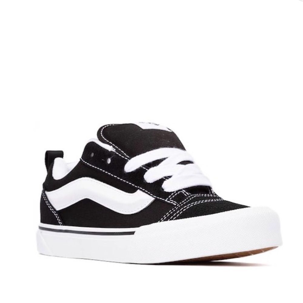 Vans Knu Skool Black and White Sneakers sz 3.5